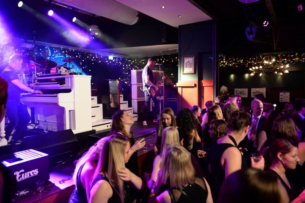 ../Images/Kerstgala VdG 2015 094.jpg